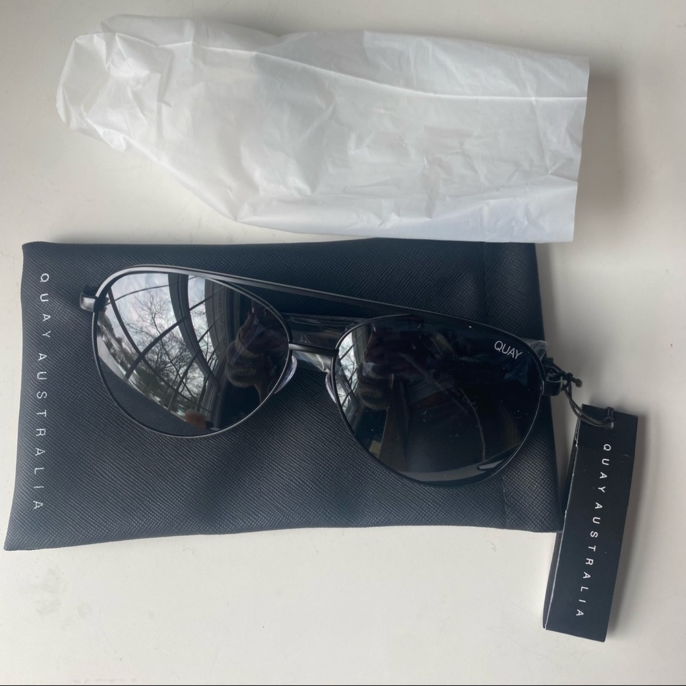 Quay Australia sunglasses - Picture 3 of 3